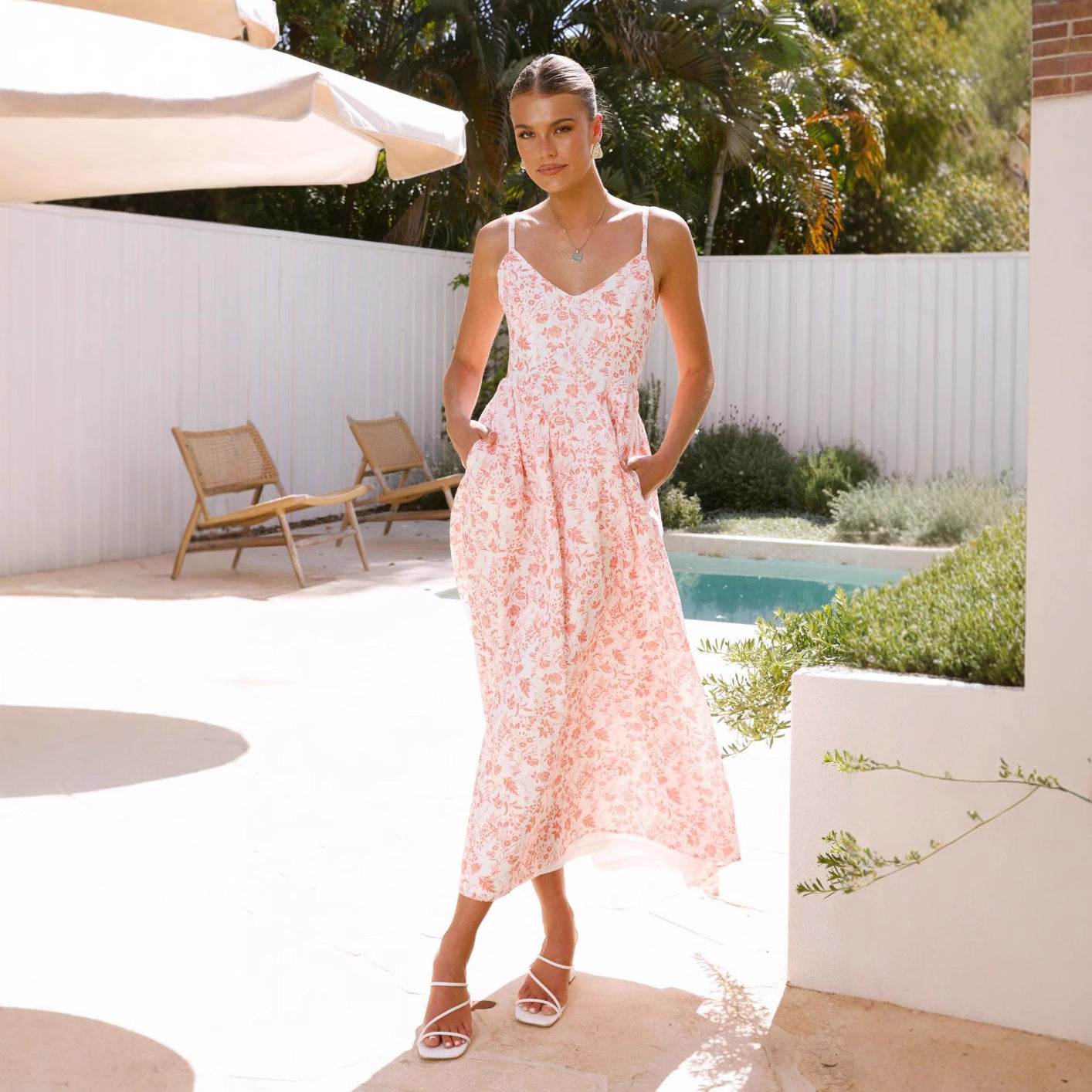 V-necked strapless long dress - Price Value Store