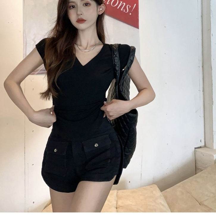 V-neck short-sleeved T-shirt - Price Value Store