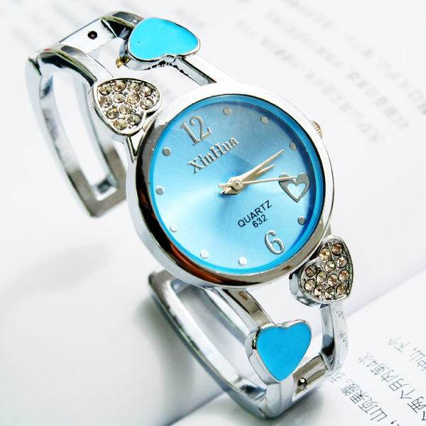 Fashion Diamond Quartz Ladies Bracelet Watch - Price Value Store