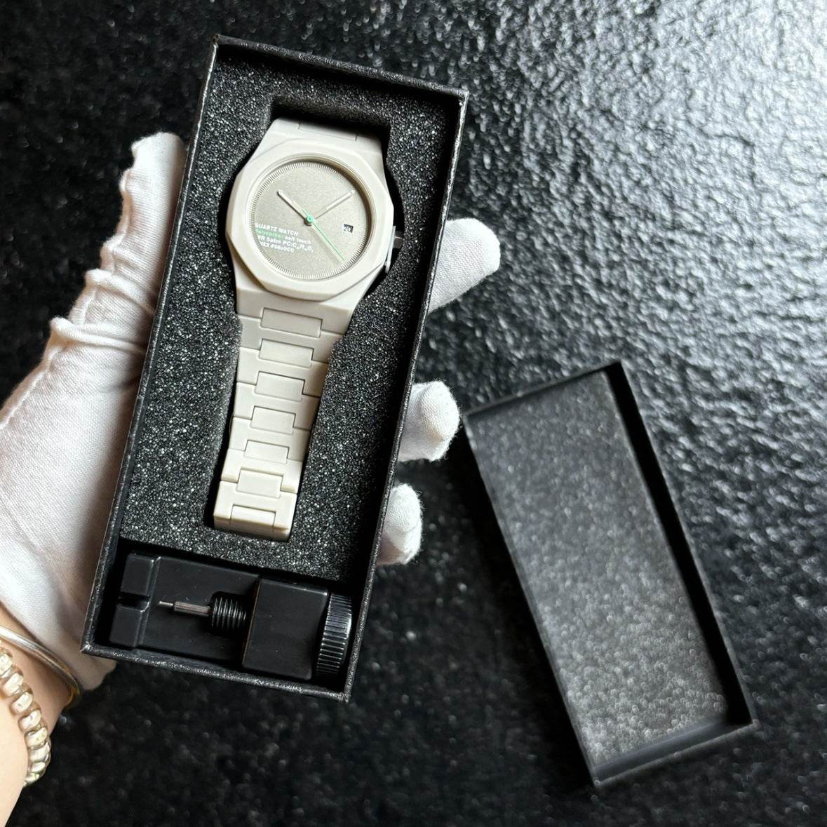 Men's Quartz Watch - Price Value Store