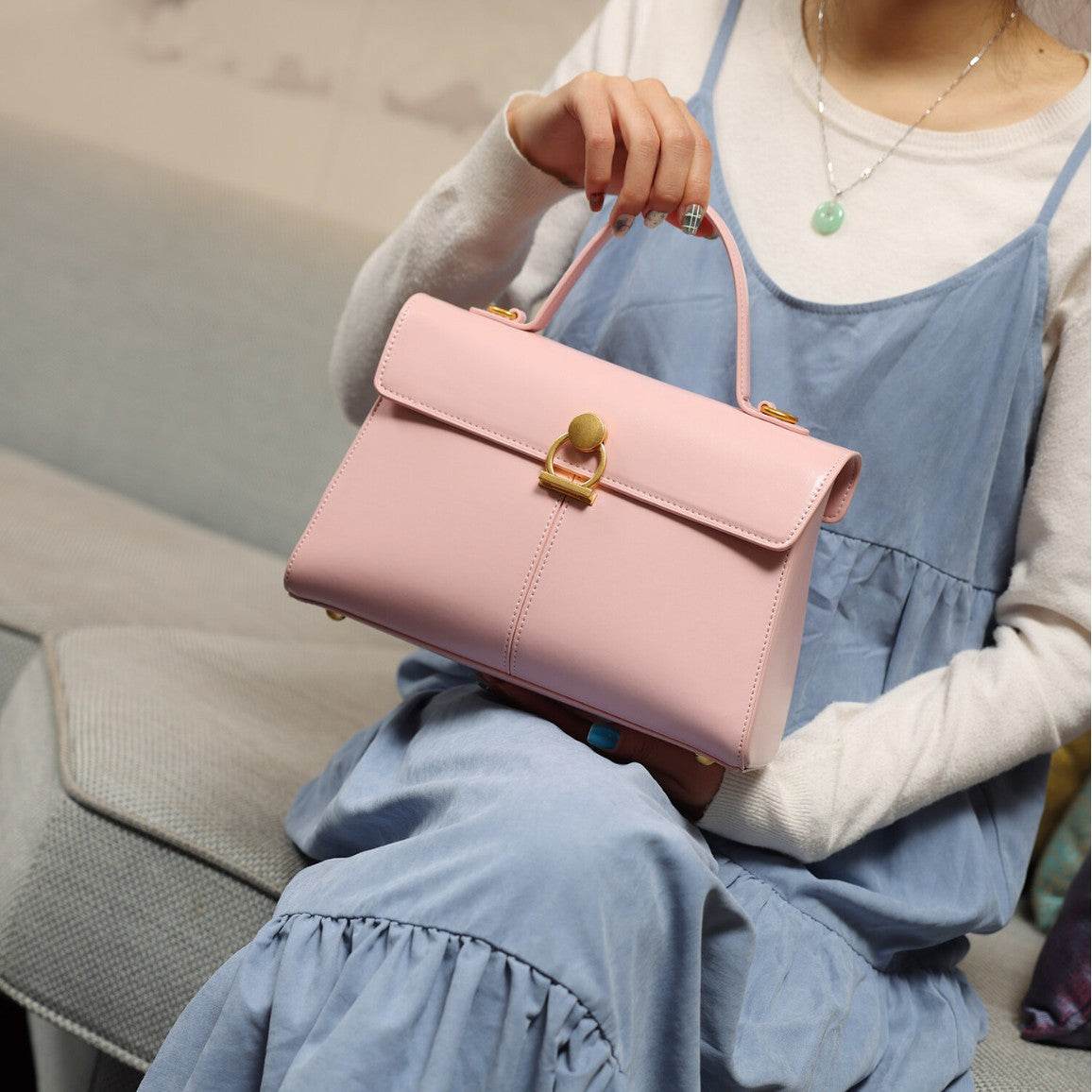 Retro Luxury Women's Small Square Bag for Commuting - Price Value Store