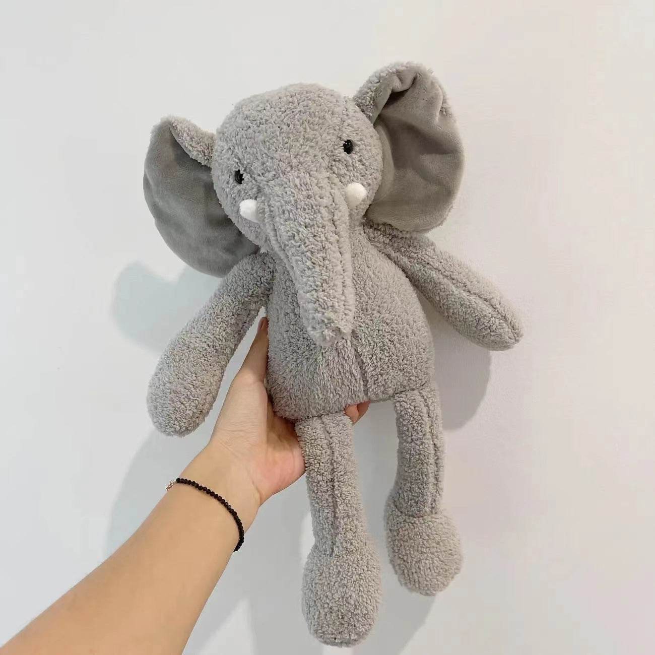 The cute frog soothes the stuffed toy - Price Value Store