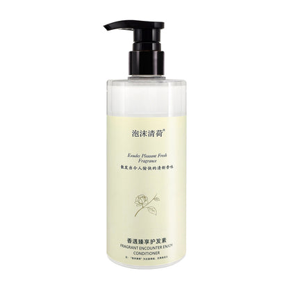 Foam Lotus White Tea Scented shampoo, Conditioner and Body wash