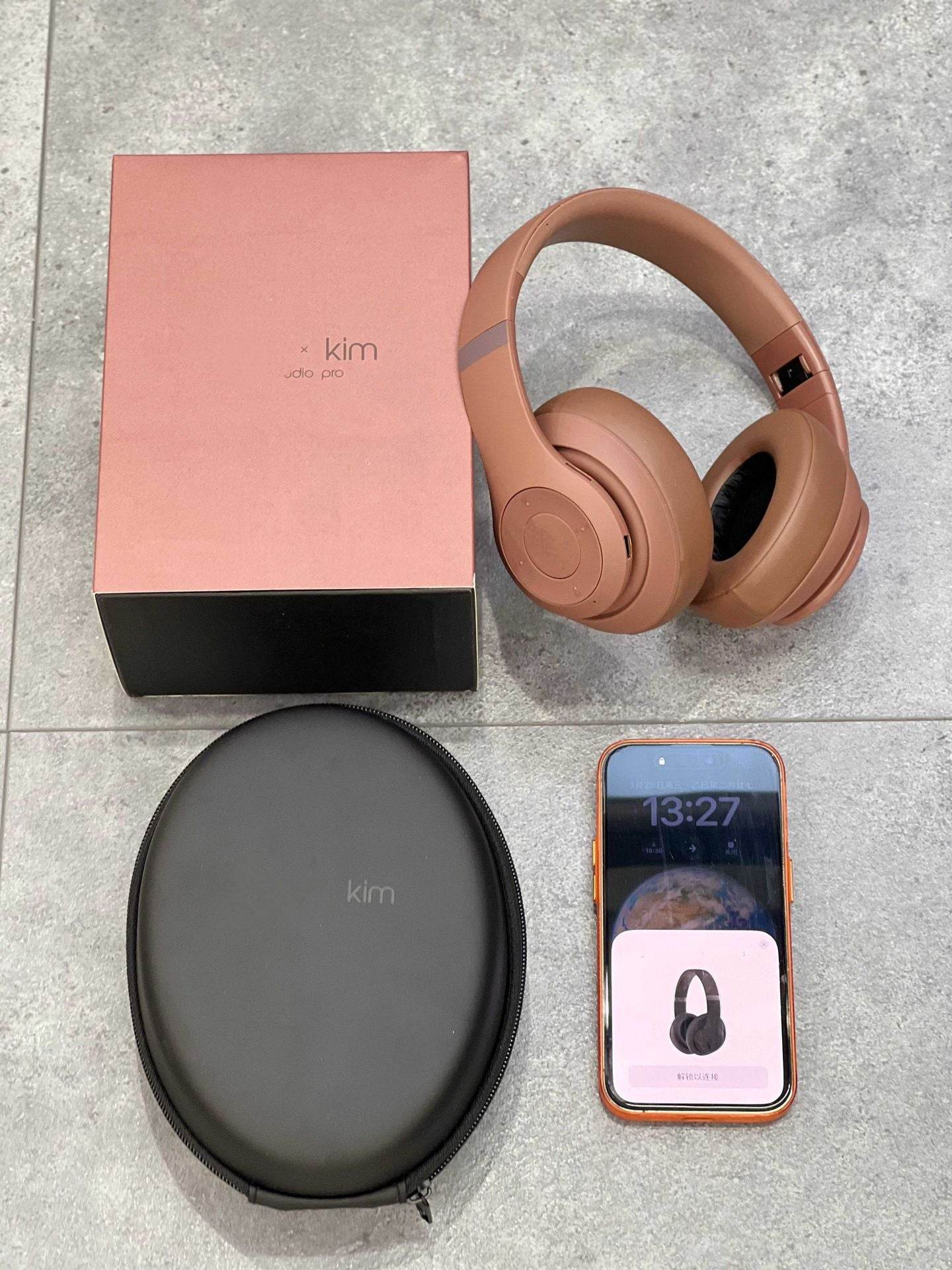 Over-ear Wireless Bluetooth headphones - Price Value Store