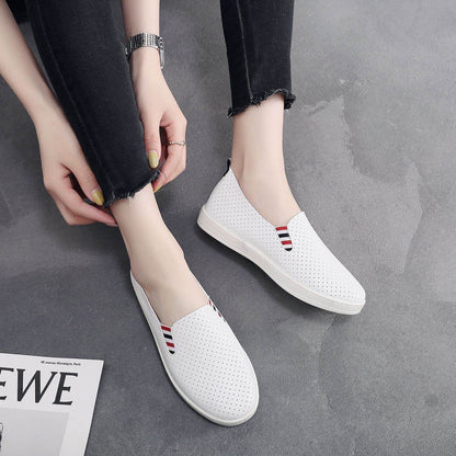 Old Beijing Cloth Shoes Women's Hollow Breathable Single-layer Shoes Flat Bottom All-match Cyber Popular White Shoes Soft Bottom - Price Value Store