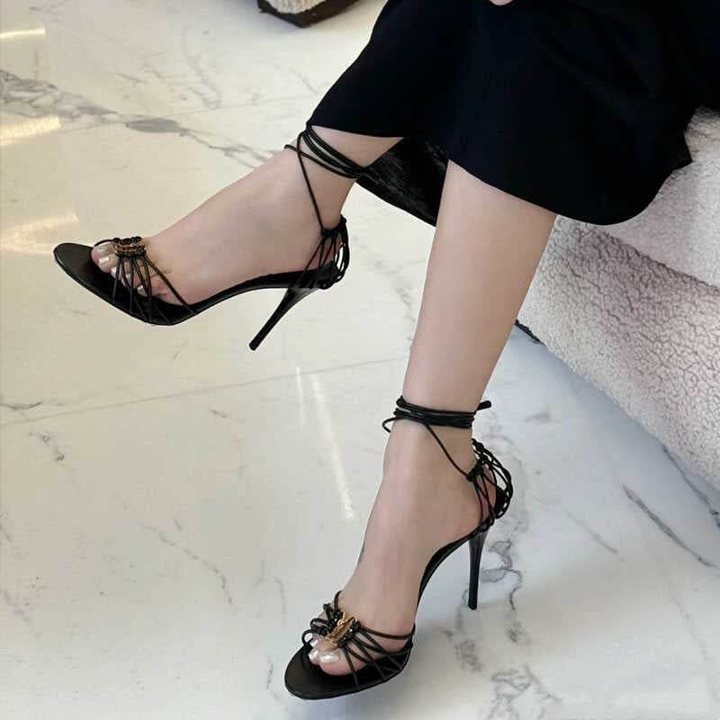 Strapless low-heeled women's shoes with hollowed-out design - Price Value Store