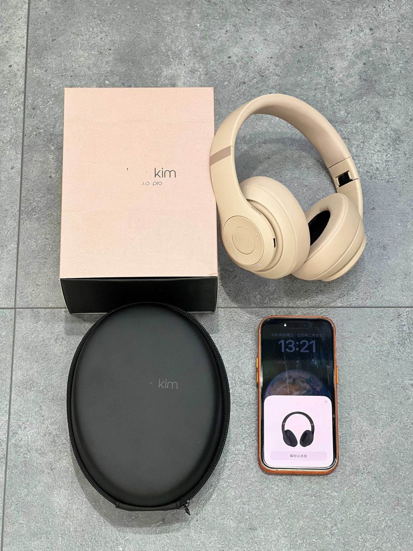 Over-ear Wireless Bluetooth headphones - Price Value Store