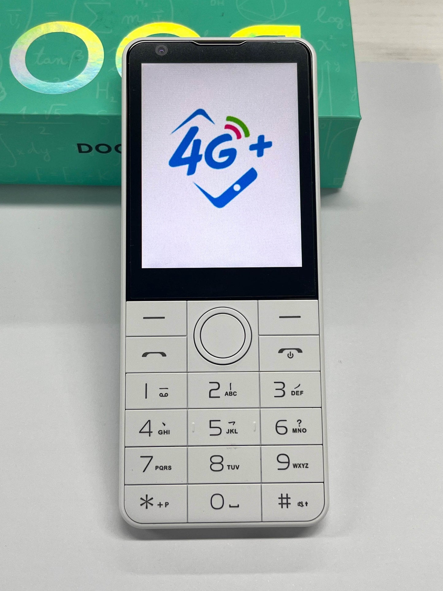 DOOV R77 pro 4G Smart Touch Screen 2.8 Inch Keypad Mobile Phone 3GB+32GB 3000mAh Android 13 Whatsapp - Price Value Store