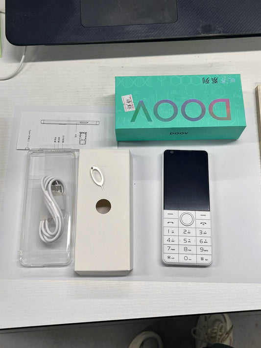DOOV R77 pro 4G Smart Touch Screen 2.8 Inch Keypad Mobile Phone 3GB+32GB 3000mAh Android 13 Whatsapp - Price Value Store