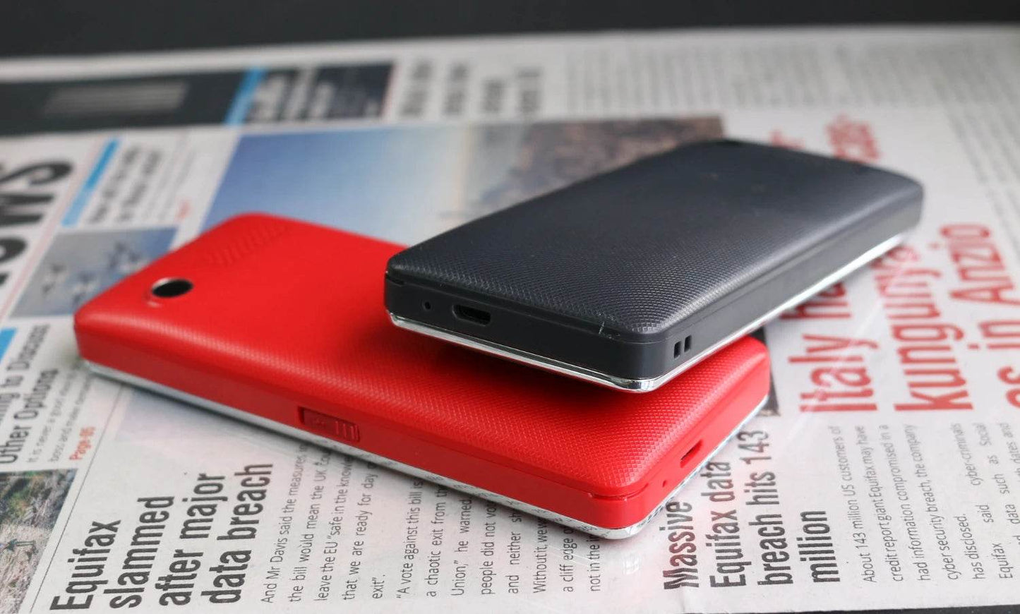 2G GSM Cheap Elderly Slim Mobile Phone Blind-Friendly Key Large Battery Long Standby Dual Flashlight SOS Call Blacklist Speed - Price Value Store