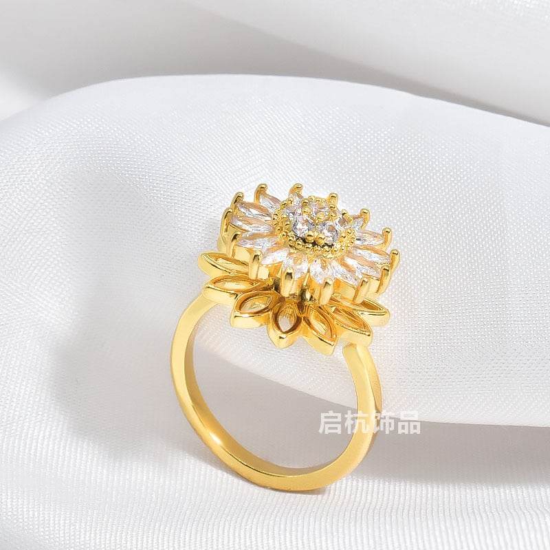 Light luxury rotatable sunflower necklace - Price Value Store
