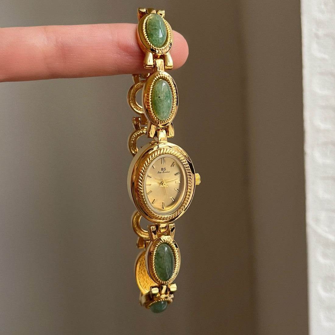 BS New Hot Selling Factory Direct Foreign Trade Small Fragrance Middle Ancient Light Luxury Pearl Bracelet Watch Elegant Women's Watch Small Gold Watch - Price Value Store