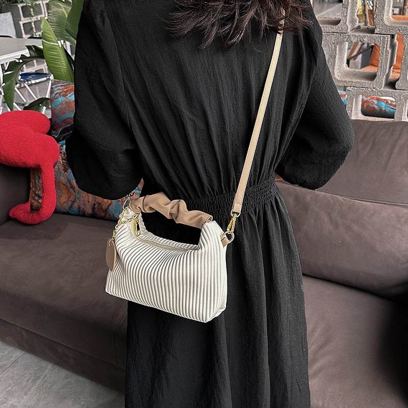Textured vertical stripe handbag 2025 new niche design shoulder messenger bag foreign style all-match bag women's wholesale - Price Value Store