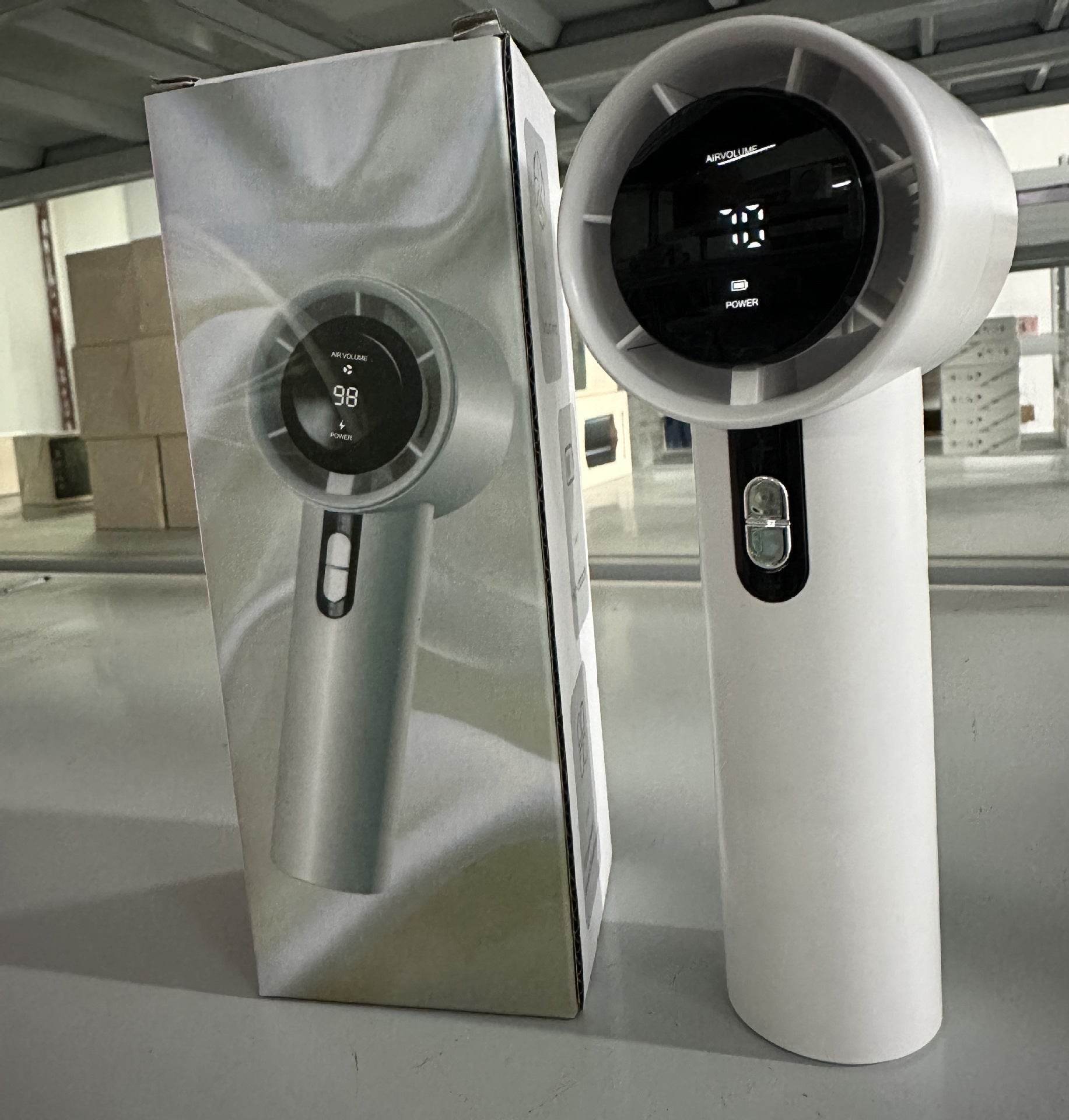 The turbine holds a high-speed small fan - Price Value Store