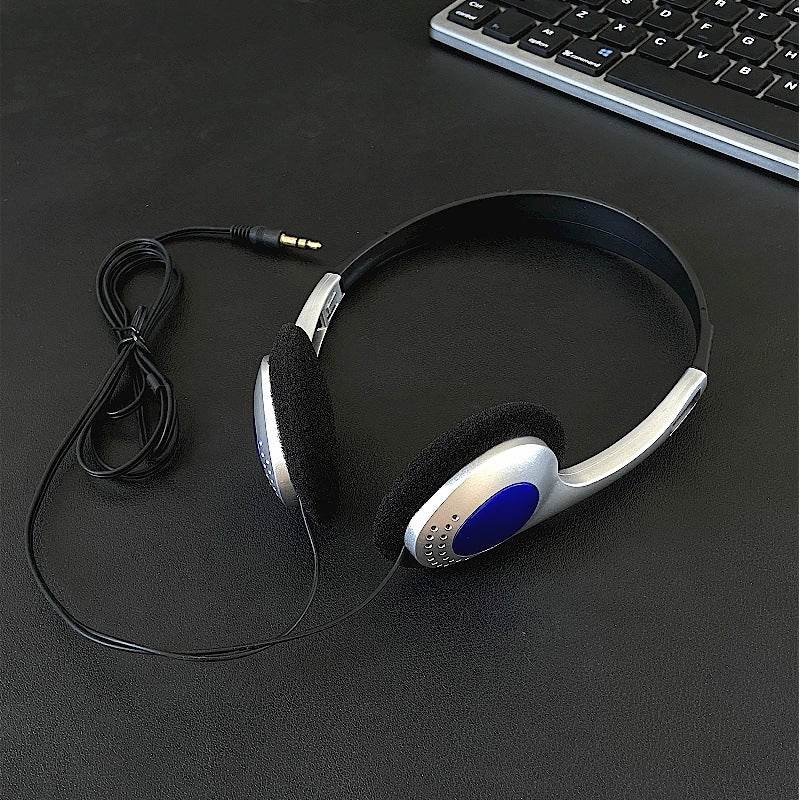 Over-ear wired headphones - Price Value Store