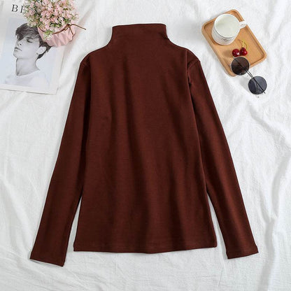 A velvet long-sleeved T-shirt as a base layer for women in solid colors - Price Value Store